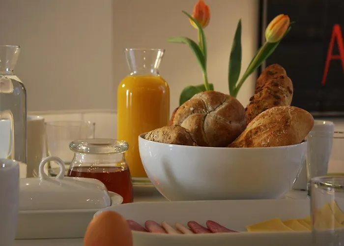 Couette-café Keizers Canal 3*